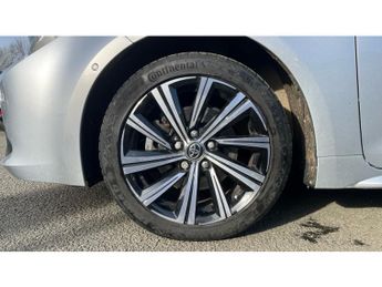 Toyota Corolla 2.0 VVT-i Hybrid Design 5dr CVT Hybrid Estate