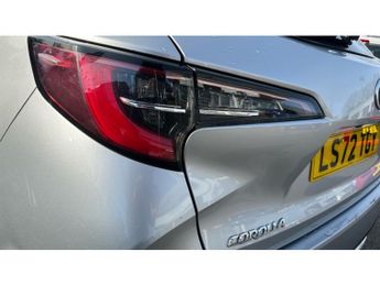 Toyota Corolla 2.0 VVT-i Hybrid Design 5dr CVT Hybrid Estate