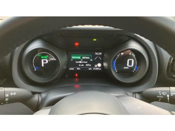 Toyota Yaris 1.5 Hybrid Design 5dr CVT Hybrid Hatchback