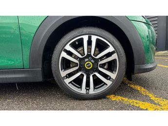 MINI Hatchback 135kW Cooper S Level 2 33kWh 3dr Auto Electric Hatchback