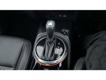 Nissan Juke 1.0 DiG-T Tekna 5dr DCT Petrol Hatchback