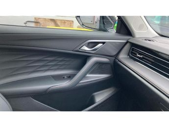 MG HS 1.5 T-GDI PHEV Trophy 5dr Auto Hatchback