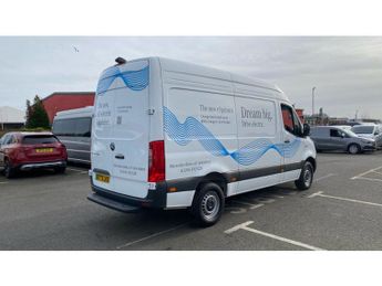 Mercedes-Benz Sprinter E314 L2 Electric Rwd 100kW 81kWh Pro Van Auto