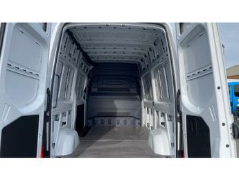 Mercedes-Benz Sprinter E314 L2 Electric Rwd 100kW 81kWh Pro Van Auto