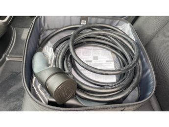 Mercedes-Benz Sprinter E314 L2 Electric Rwd 100kW 81kWh Pro Van Auto