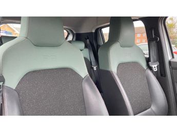 Dacia Spring 27kWh Extreme 65 48kW 5dr Auto Electric Hatchback