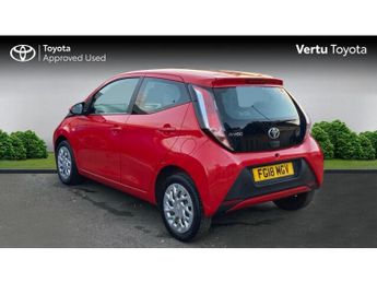 Toyota Aygo 1.0 VVT-i X-Play 5dr x-shift Petrol Hatchback