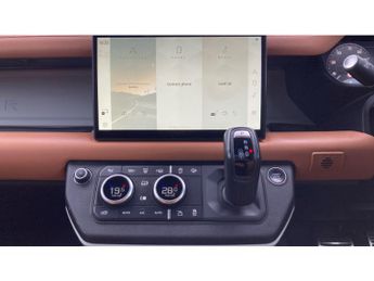 Land Rover Defender 3.0 D300 X-Dynamic HSE 110 5dr Auto Diesel Estate