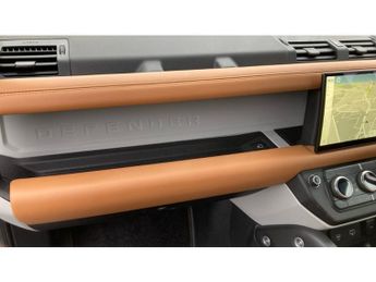 Land Rover Defender 3.0 D300 X-Dynamic HSE 110 5dr Auto Diesel Estate