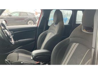 MINI Hatchback 1.5 Cooper Sport II 5dr Auto Petrol Hatchback
