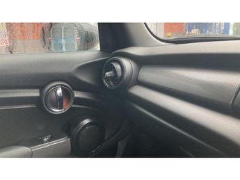 MINI Hatchback 1.5 Cooper Sport II 5dr Auto Petrol Hatchback