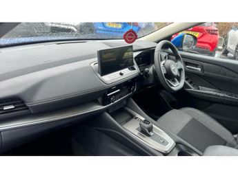 Nissan Qashqai 1.3 DiG-T MH 158 N-Connecta [Glass Rf] 5dr Xtronic Petrol Hatchb