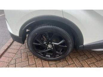 Toyota C-HR 1.8 Hybrid Dynamic 5dr CVT Hybrid Hatchback