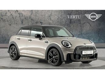 MINI Hatch 1.5 Cooper Sport 5dr Auto [Comfort/Nav Pack] Petrol Hatchback