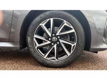 Toyota Yaris 1.5 Hybrid Design 5dr CVT Hybrid Hatchback