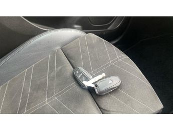 Vauxhall Grandland 1.5 Turbo D Ultimate 5dr Auto Diesel Hatchback