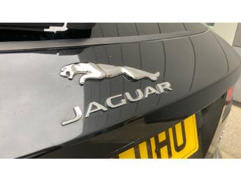 Jaguar F-Pace 2.0d [180] Chequered Flag 5dr Auto AWD Diesel Estate