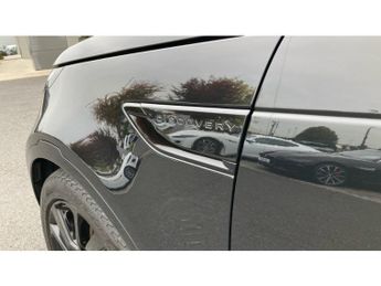 Land Rover Discovery 3.0 D300 Dynamic SE 5dr Auto Diesel Station Wagon