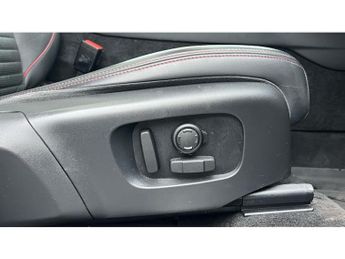 Land Rover Discovery Sport 2.0 D240 R-Dynamic HSE 5dr Auto Diesel Station Wagon