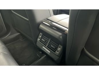 Land Rover Range Rover Evoque 1.5 P300e R-Dynamic SE 5dr Auto Hatchback