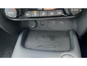 Nissan Juke 1.6 Hybrid Tekna 5dr Auto Hybrid Hatchback