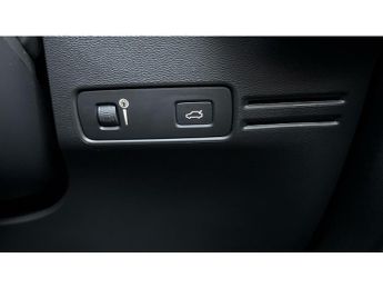 Volvo XC40 2.0 B4P Inscription Pro 5dr Auto Petrol Estate