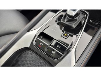 MG HS 1.5 T-GDI Trophy 5dr DCT Petrol Hatchback