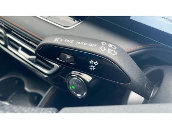 MG HS 1.5 T-GDI Trophy 5dr DCT Petrol Hatchback