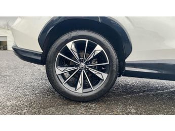 MG HS 1.5 T-GDI Trophy 5dr DCT Petrol Hatchback