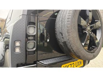 Land Rover Defender 2.0 P400e X 110 5dr Auto Estate