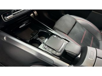 Mercedes-Benz GLB 200 AMG Line Premium 5dr 7G-Tronic Petrol Estate