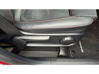 Mercedes-Benz GLB 200 AMG Line Premium 5dr 7G-Tronic Petrol Estate