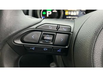 Toyota Yaris 1.5 Hybrid Design 5dr CVT Hybrid Hatchback