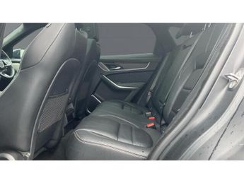 Jaguar F-Pace 2.0 D200 R-Dynamic Black 5dr Auto AWD Diesel Estate