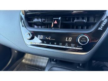 Toyota Corolla Petrol 1.8 VVT-i Hybrid Commercial Auto