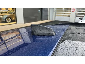 Jaguar F-Pace 2.0 D200 R-Dynamic Black 5dr Auto AWD Diesel Estate