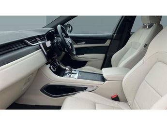 Jaguar F-Pace 2.0 D200 R-Dynamic Black 5dr Auto AWD Diesel Estate