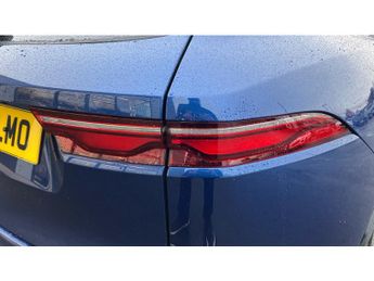 Jaguar F-Pace 2.0 D200 R-Dynamic Black 5dr Auto AWD Diesel Estate