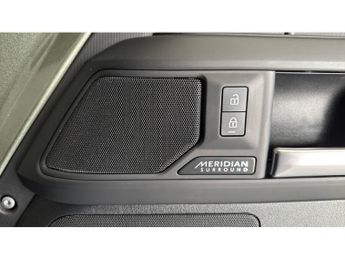 Land Rover Defender 3.0 D250 X-Dynamic HSE 110 5dr Auto Diesel Estate