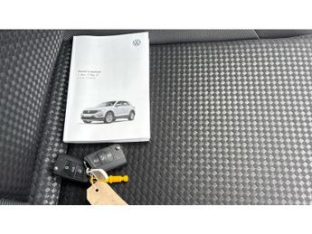 Volkswagen T-Roc 1.5 TSI EVO Active 5dr DSG Petrol Hatchback