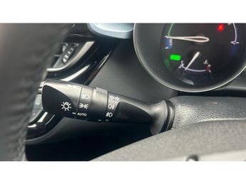 Toyota C-HR 1.8 Hybrid Design 5dr CVT Hybrid Hatchback