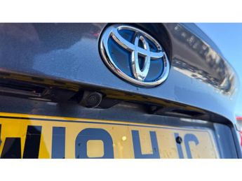 Toyota C-HR 1.8 Hybrid Design 5dr CVT Hybrid Hatchback