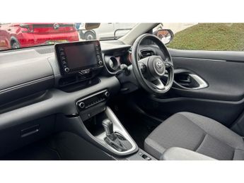 Toyota Yaris 1.5 Hybrid Design 5dr CVT Hybrid Hatchback