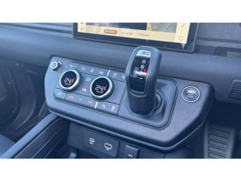 Land Rover Defender 3.0 D300 X-Dynamic SE 110 5dr Auto Diesel Estate