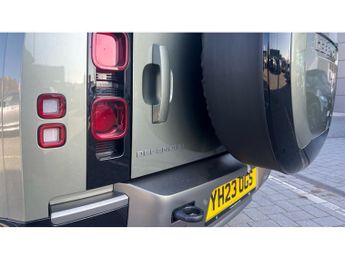 Land Rover Defender 3.0 D300 X-Dynamic SE 110 5dr Auto Diesel Estate