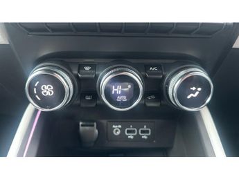 Renault Clio 1.6 E-TECH full hybrid 145 Techno 5dr Auto Hybrid Hatchback