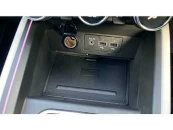 Renault Clio 1.6 E-TECH full hybrid 145 Techno 5dr Auto Hybrid Hatchback