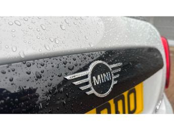 MINI Hatchback 1.5 Cooper Classic 3dr Auto Petrol Hatchback