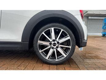 MINI Hatchback 1.5 Cooper Classic 3dr Auto Petrol Hatchback