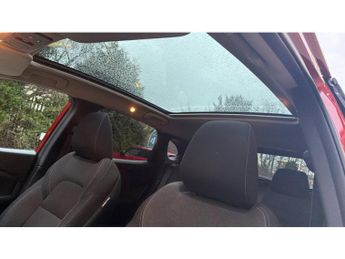 Nissan Qashqai 1.3 DiG-T MH 158 N-Connecta 5dr Xtronic Petrol Hatchback